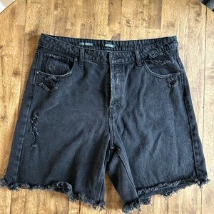 Frayed Jean Shorts *Jorts!*